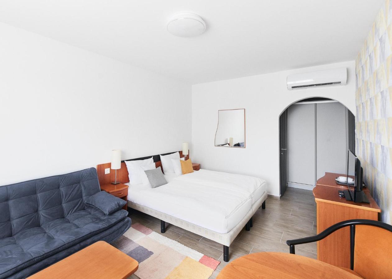 Lorelei Pension Adults Only Gyenesdiás Exterior foto