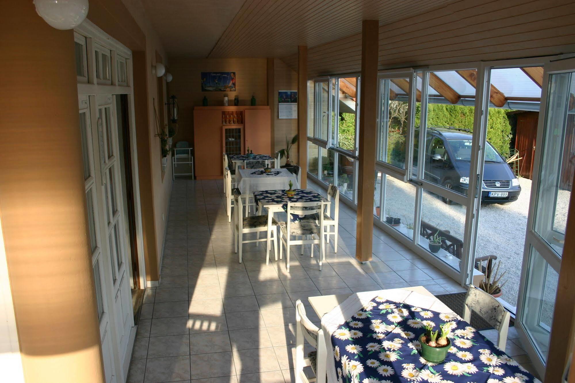 Lorelei Pension Adults Only Gyenesdiás Exterior foto